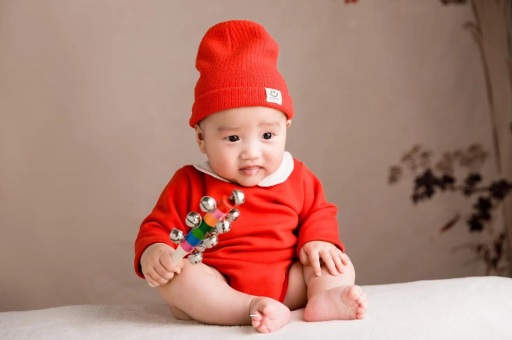 广州代怀供卵公司怀孕肚子饿了就想吐